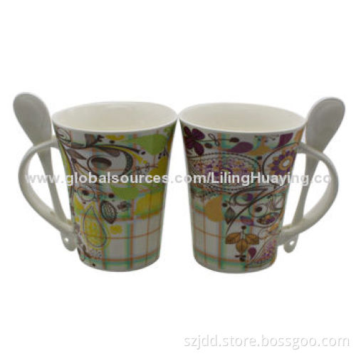 Ceramic coffee mug with spoon, available in various sizes, designs and colors